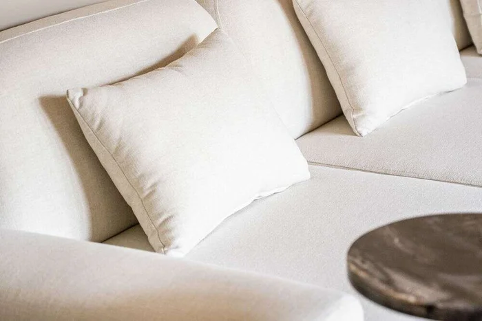 SILLON FOA - LINO ANTIMANCHAS - 3 MTS en Blanco - Sillones y sofás, Uruguay | La Iberica, vista 7