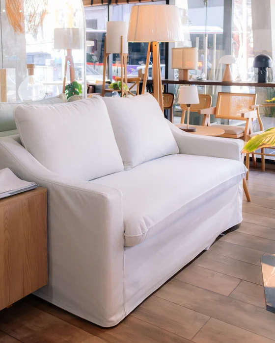 Sofá Manchester con Funda Desmontable 3 cuerpos (205cm) - Crudo en Crudo -Tela: Aqua Block 100% desmontable (lavable a máquina) – Material: Estruct - Sillones y sofás, Uruguay | Berna home, vista 2