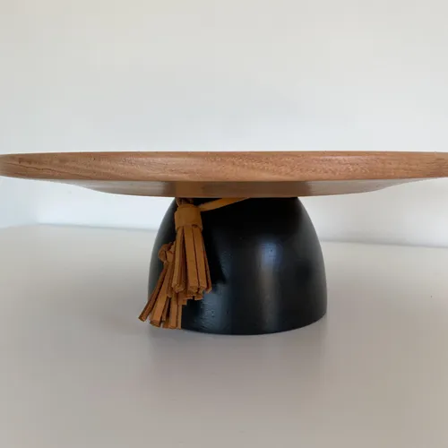 Pie de torta alta base negra y flecos – 30cm - Decoración, Uruguay | Dreams On Time