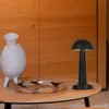 Lámpara de Mesa Samoa Portátil Recargable Negro en Negro - Lámparas de mesa, Uruguay | Serlux, vista 4 de 5