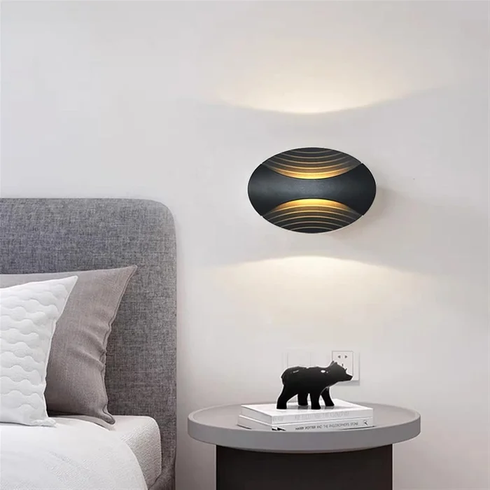 Luminaria aplique de pared interior exterior bidireccional Negro en Negro - Iluminación, Uruguay | Decotech