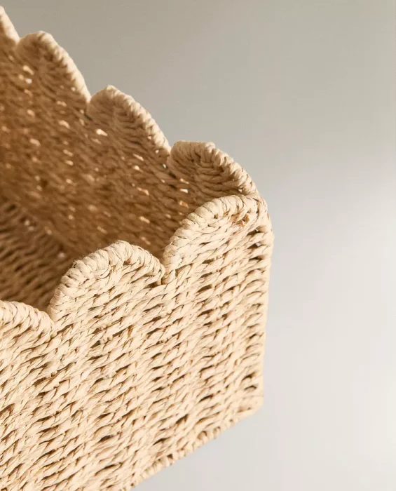 CESTA ONDAS PEQUEÑA en Beige - Canastos, Uruguay | Zara Home, vista 3