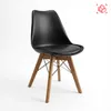 Silla De Comedor Polipropileno-y-madera Negro Estilo Eames en Negro - Sillas, Uruguay | Divino, vista 3 de 3