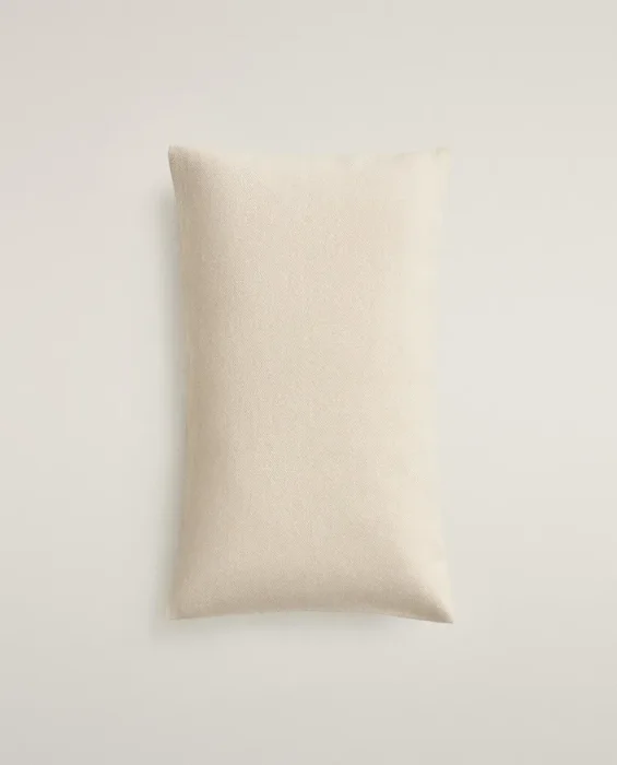 FUNDA COJÍN LISA en Beige - Textiles, Uruguay | Zara Home, vista 3