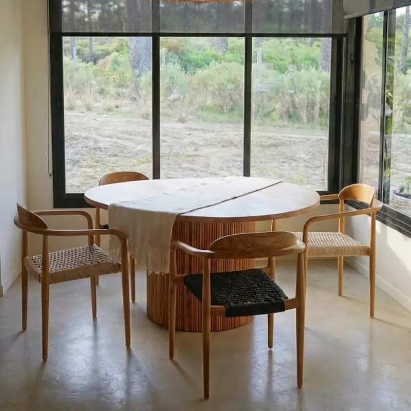 Mesa Luma en Madera natural - Mesas de comedor, Uruguay | Casakos