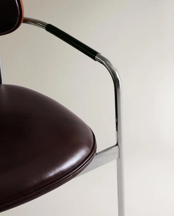 SILLA PIEL Y ACERO INOXIDABLE en Marrón - Sillas, Uruguay | Zara Home, vista 3