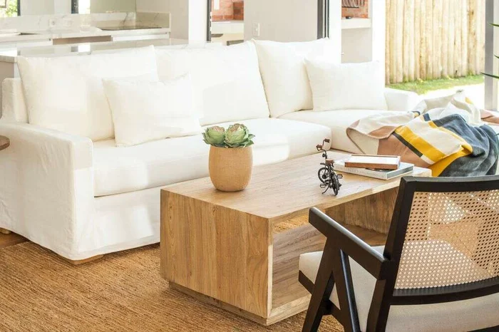 SILLON SOFIA RINCONERO - JEAN en Blanco - Sillones y sofás, Uruguay | La Iberica, vista 4