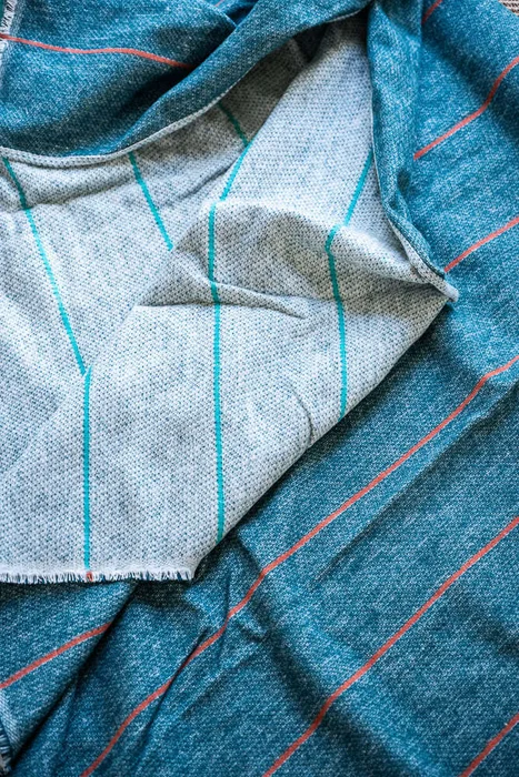 MANTA AUSTRIACA BLUE DENIM - ORANGE STRIPES - 2.00 X 1.40 MTS en Multicolor - Textiles, Uruguay | La Iberica, vista 4