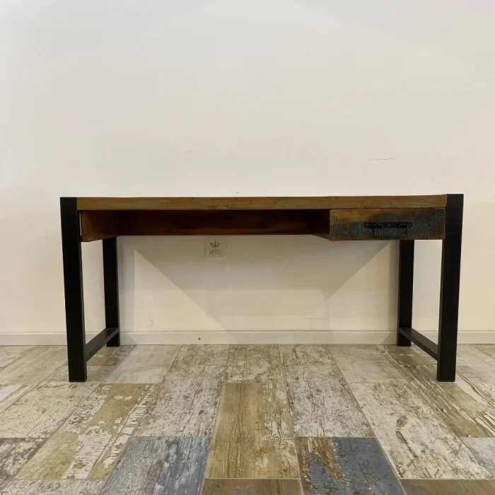 M44R Escritorio 120x45x76 en Multicolor - Escritorios, Uruguay | Victoriana, vista 2