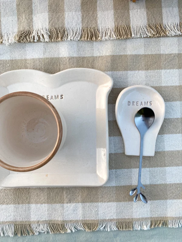 Kit desayuno con vaso de cerámica, apoya cucharas, plato y cucharita en Beige - Decoración, Uruguay | Dreams On Time, vista 31