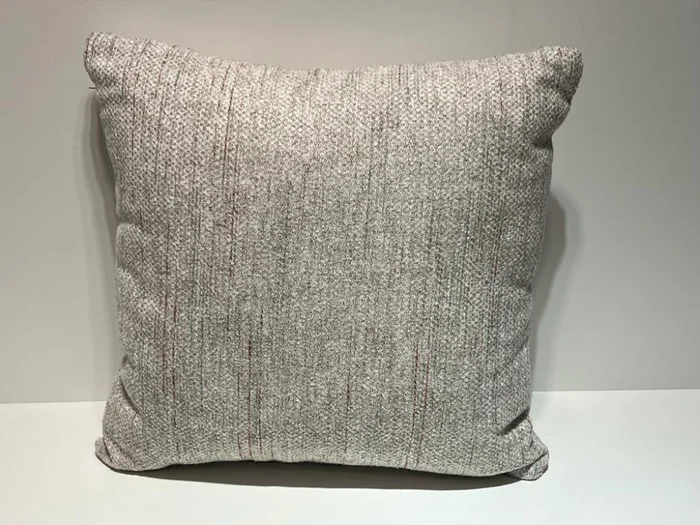 ALMOHADON 40X40 - TELA BEIGE CON TRAMADO TERRACOTA Y TURQUESA en Multicolor - Textiles, Uruguay | Champagne Home