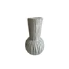 FLORERO LINES 11X11X20CM BLANCO en Blanco - Jarrones, Uruguay | Koz, vista 1 de 2