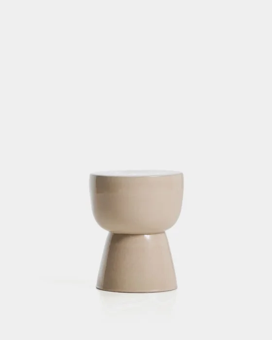 Mesa auxiliar exterior Mesquida de cerámica con acabado terracota glaseado Ø 35 cm - con acabado crudo glaseado Ø 36 cm en Beige - Mesas de arrimo, Uruguay | Kavehome