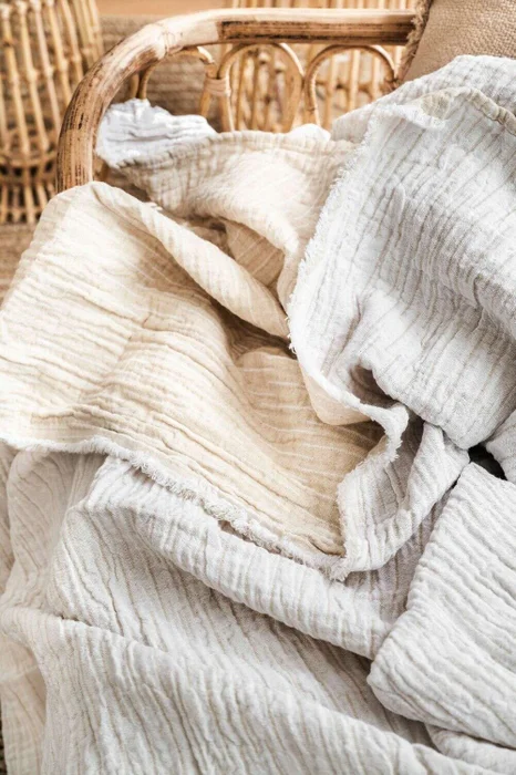 MANTA AUSTRIACA NORI RECYCLING - CREAM - 1.80 X 1.30 MTS en Blanco - Textiles, Uruguay | La Iberica
