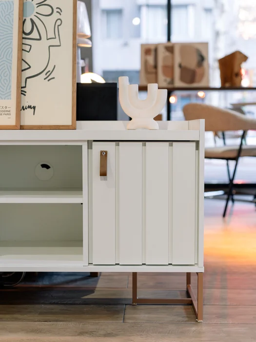 Rack Trendy 180 cm - Blanco (Pie Dorado) en Blanco - Muebles para TV, Uruguay | Berna Home, vista 5