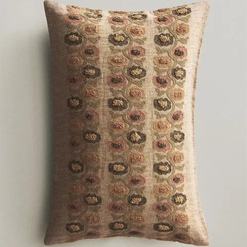FUNDA COJÍN BORDADO en Multicolor - Textiles, Uruguay | Zara Home