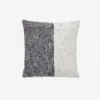 Almohadón Dalel gris 45 x 45 cm en Gris - Textiles, Uruguay | Kavehome, vista 1 de 3