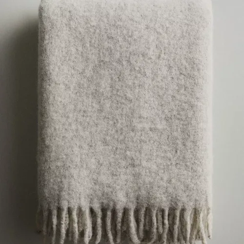 MANTA LANA - Textiles, Uruguay | Zara Home