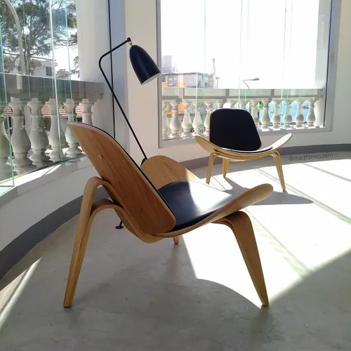 Shell chair | Hans Wegner en Madera natural - Butacas, banquetas y puffs, Uruguay | Mad for Modern