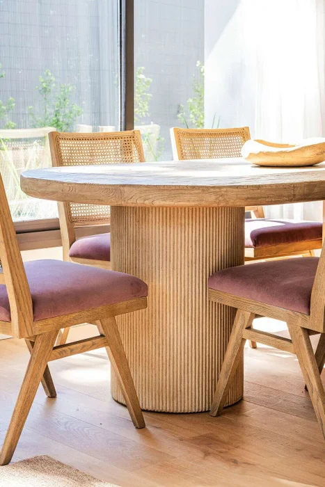 SILLA MODERNA CON ESTERILLA - TERCIOPELO UVA en Violeta - Sillas, Uruguay | La Iberica, vista 3