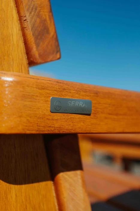 Sillon recto de 2 cuerpos — Serra Amoblamientos en Madera natural - Muebles para el exterior, Uruguay | Serra Amoblamientos, vista 3
