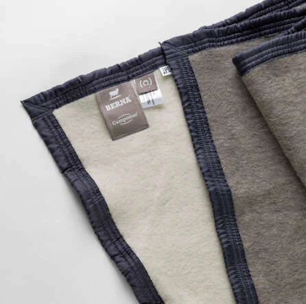 FRAZADA CAMPOMAR GRIS - 1.60 X 2.30 MTS - Textiles, Uruguay | La Iberica