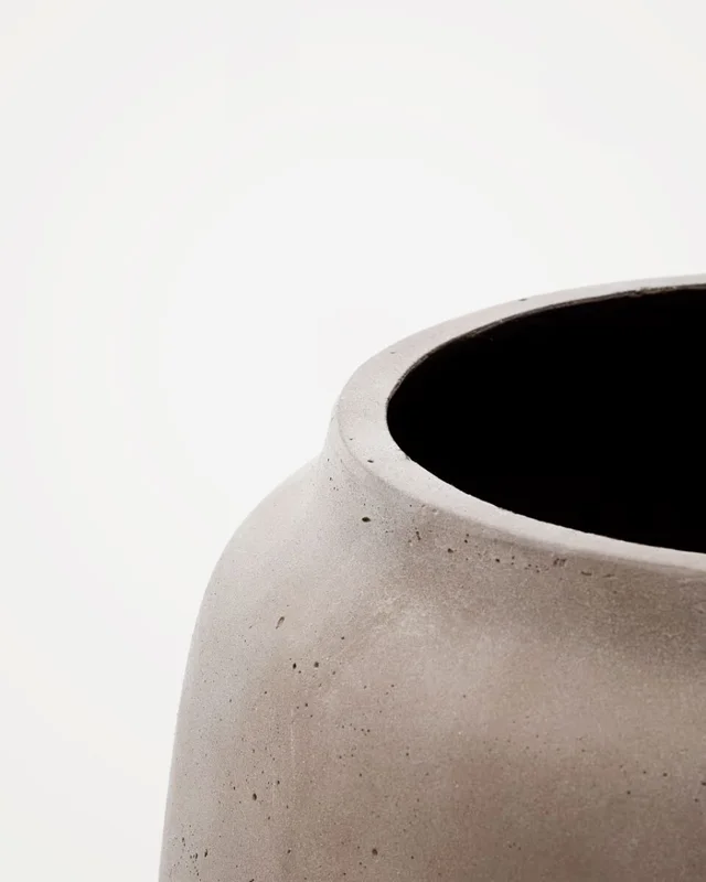 Macetero Lira de efecto terracota - Ø40 cm en Gris - Macetas, Uruguay | Kavehome, vista 4
