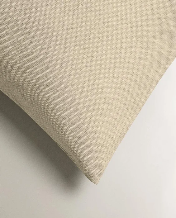 FUNDA COJÍN LISA en Beige - Textiles, Uruguay | Zara Home, vista 3