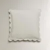COJÍN LINO BORDADO - Textiles, Uruguay | Zara Home, vista 2 de 5