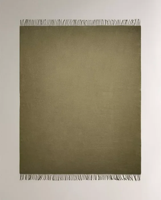 MANTA DECORATIVA FLECOS - Textiles, Uruguay | Zara Home, vista 2