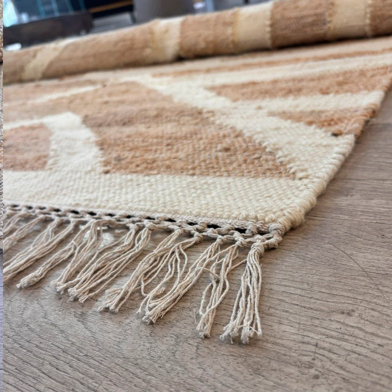 Alfombra rectangular en fibra Magnolia 200x140cm en Multicolor - Textiles, Uruguay | Alta Gracia Deco, vista 3