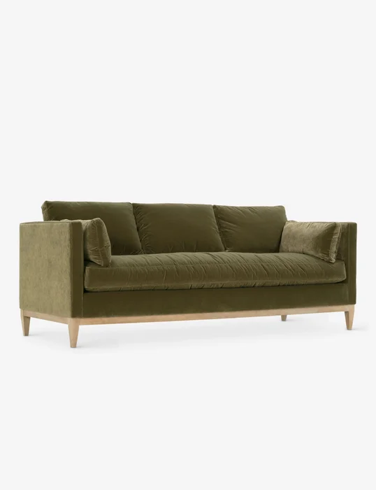 Sofá con zócalo tapizado Cucurella en Verde - Sillones y sofás, Uruguay | Pieza Clave, vista 7