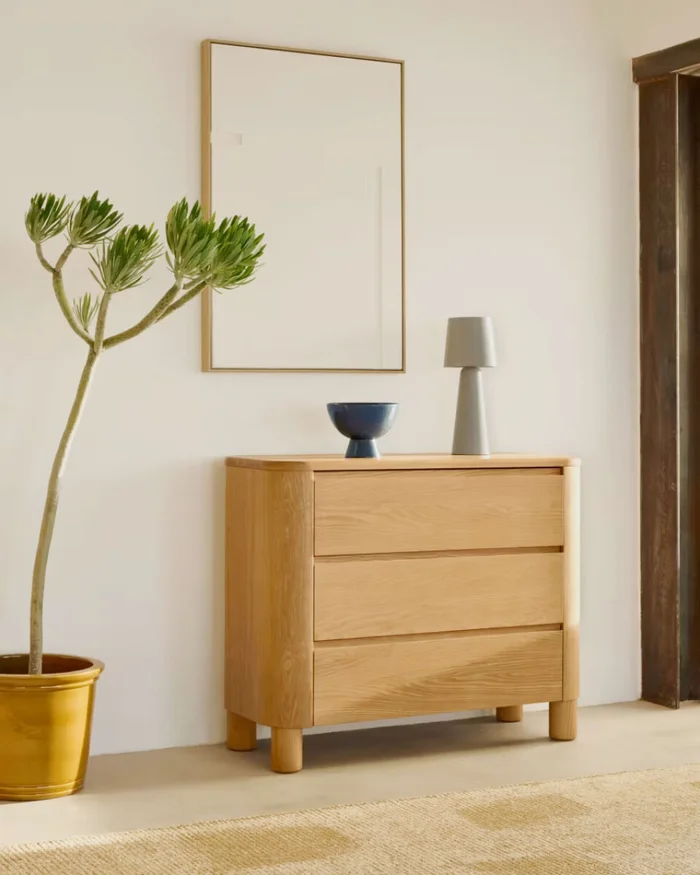 Cómoda Salaya de madera contrachapada de fresno FSC Mix Credit 120 x 80 cm en Madera natural - Cómodas, Uruguay | Kavehome, vista 2