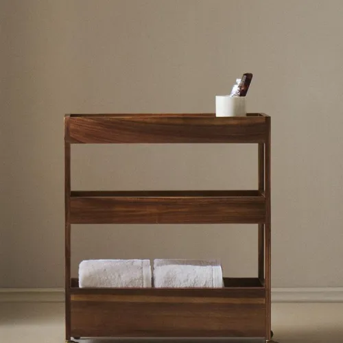 MUEBLE ALMACENAJE ALARGADO - Aparadores y recibidores, Uruguay | Zara Home