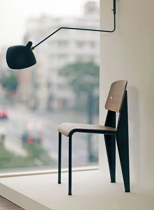 Standard Chair | Jean Prouvé en Negro - Sillas, Uruguay | Mad for Modern, vista 2