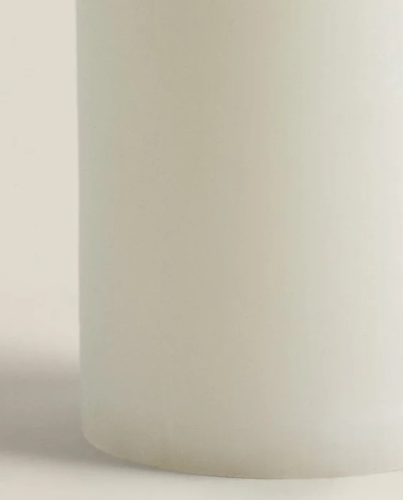 VELA DECORATIVA CILÍNDRICA en Blanco - Velas y Portavelas, Uruguay | Zara Home, vista 5