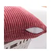 Almohadón Pana Cranberry red (trama a rayas) en Rojo - Textiles, Uruguay | Finkel, vista 3 de 3
