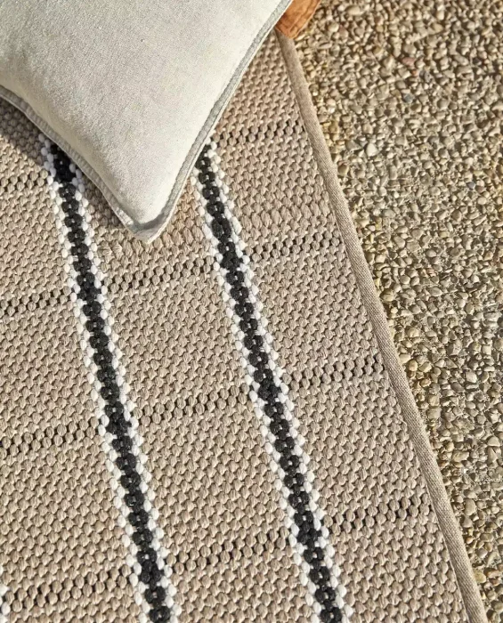 Alfombra Gobi Coconut White en Beige - Alfombras, Uruguay | Balcony, vista 5