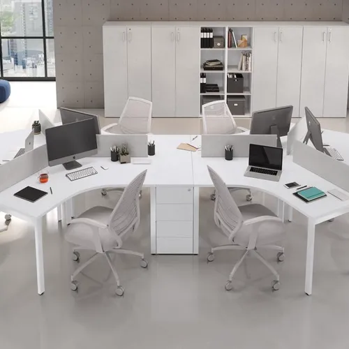 Plataforma angular para 3 puestos de trabajo 25615 *** en Blanco - Escritorios y sillas de escritorio, Uruguay | World Vigo