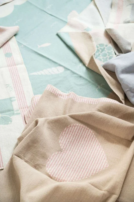 MANTA AUSTRIACA KIDS - CORAZON ROSA - Textiles, Uruguay | La Iberica, vista 9