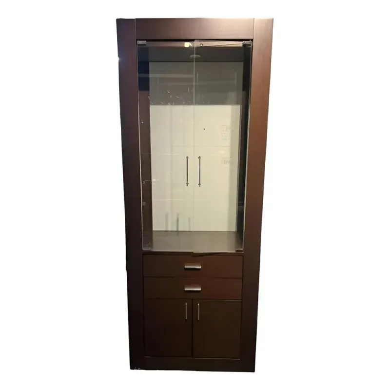 Cristalero con puertas en vidrio y cajones - PRODUCTO CON DETALLES EN LA MADERA - en Marrón - Aparadores y recibidores, Uruguay | Champagne Home