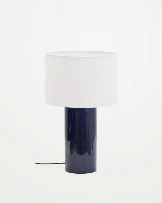 Lámpara de mesa Toneric de cerámica con acabado - azul y algodón en Azul - Lámparas de mesa, Uruguay | Kavehome