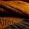 Manta Nidur de mezcla de lana mostaza y gris 130 x 170 cm en Amarillo - Textiles, Uruguay | Kavehome, vista 3 de 5
