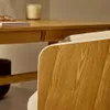 Silla de escritorio Madai de chenilla beige y chapa de fresno con acabado tono natural en Beige - Escritorios y sillas de escritorio, Uruguay | Kavehome, vista 3 de 8