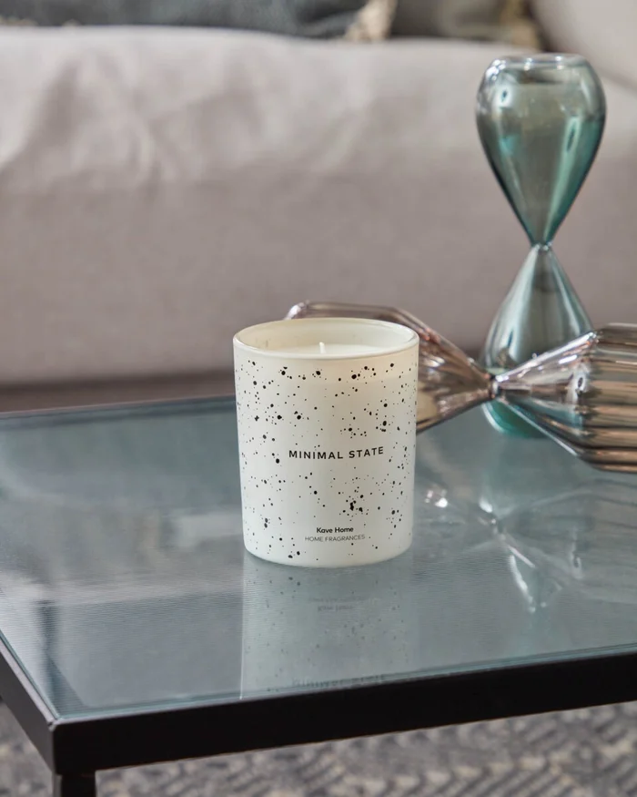 Vela aromática Minimal State 180 gr en Blanco - Velas y Portavelas, Uruguay | Kavehome, vista 2