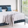 Cama Capitoneada / Azul marino en Azul - Dormitorio, Uruguay | Fabrica Italiana, vista 1 de 3