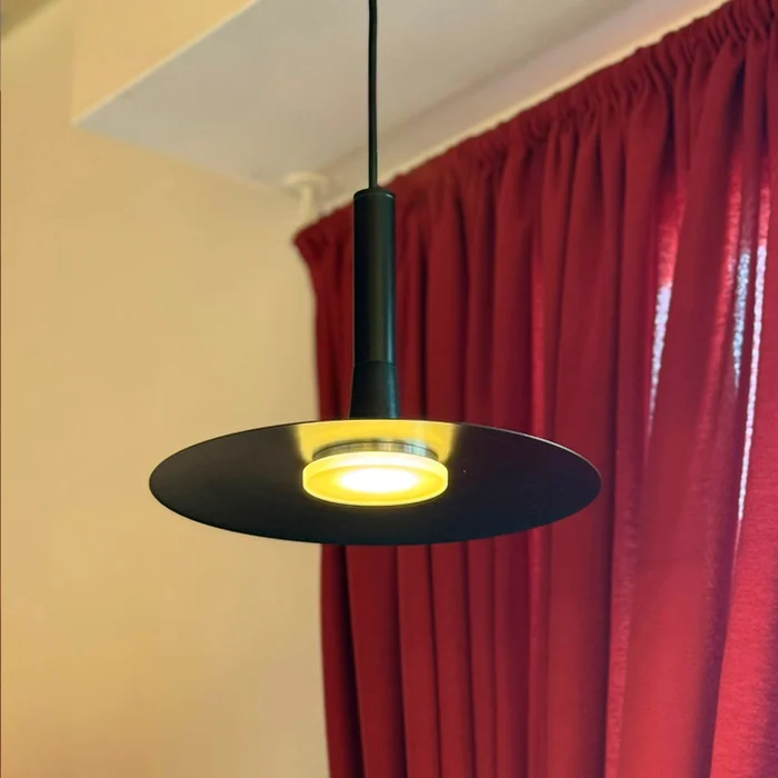 LUMINARIA TADAO en Negro - Lámparas colgantes, Uruguay | Berlina Store, vista 2