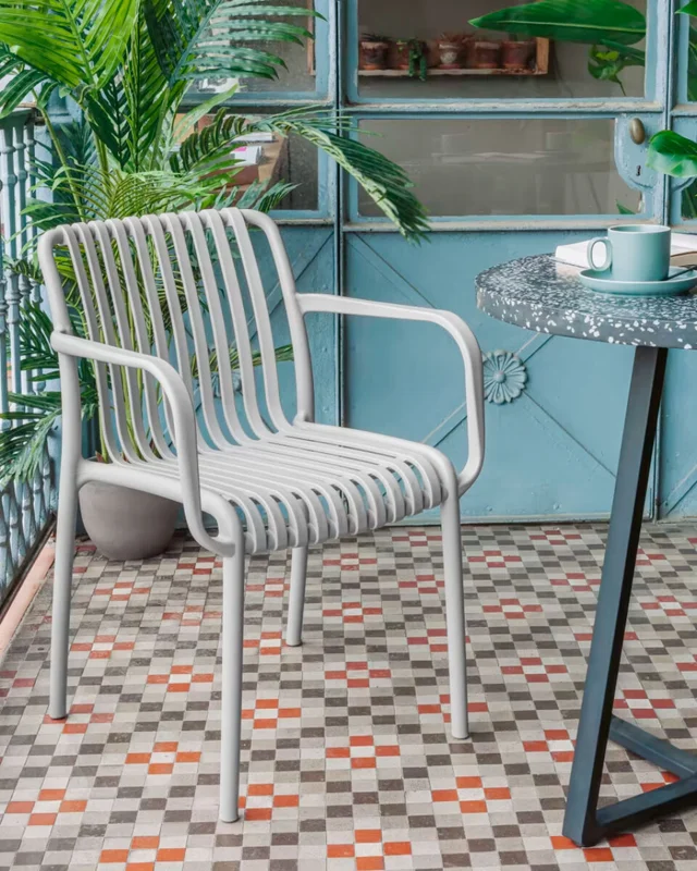 Silla de exterior Isabellini - gris claro en Gris - Sillas, Uruguay | Kavehome, vista 3