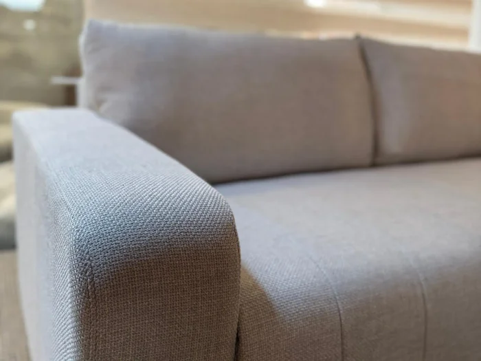 Sofá Alameda en Beige - Sillones y sofás, Uruguay | Arquetipo, vista 3