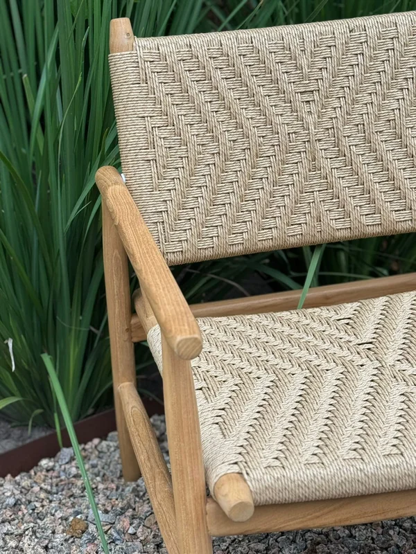 BUTACA MARTINI LOUNGE TEKA NATURAL C/ BRAZOS en Madera natural - Muebles para el exterior, Uruguay | Más Infinito Casa, vista 4